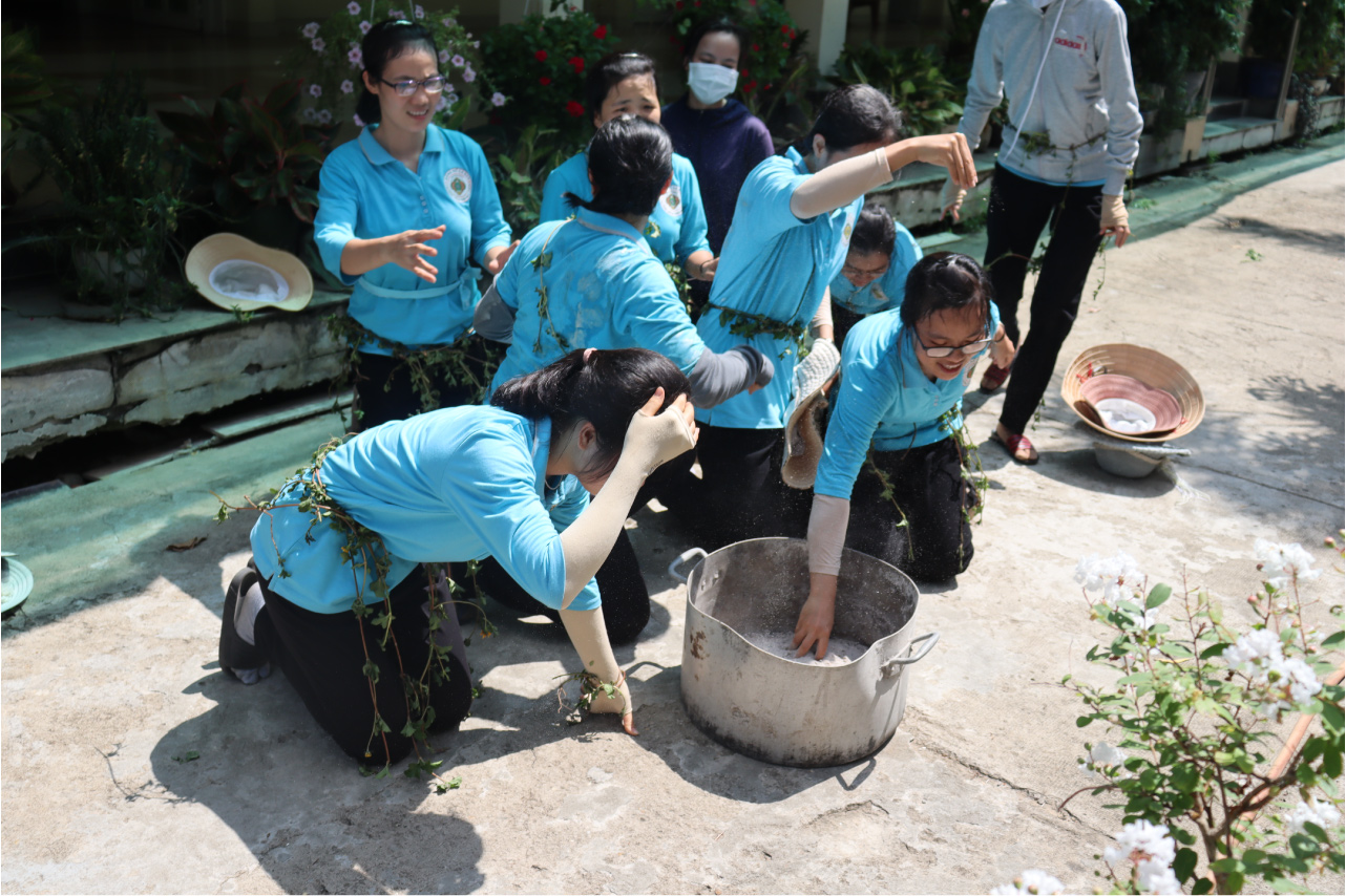 Hình anh: Chị Em Thỉnh viện, Tập Viện và học viện Nữ La San chơi chung dịp 01/05/2021